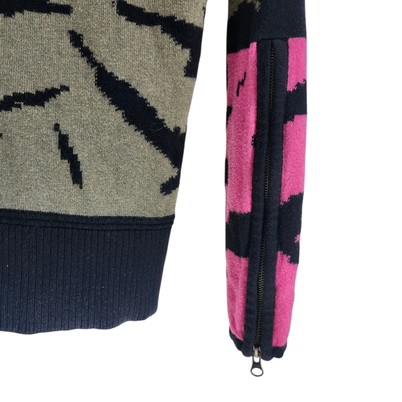 Lisa Todd Cashmere Blend V-Neck Sweater with Pink Sleeves - Picture 2 of 5